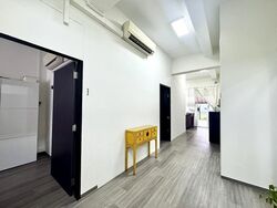 Jalan Saudara Ku (D15), Shop House #512658981